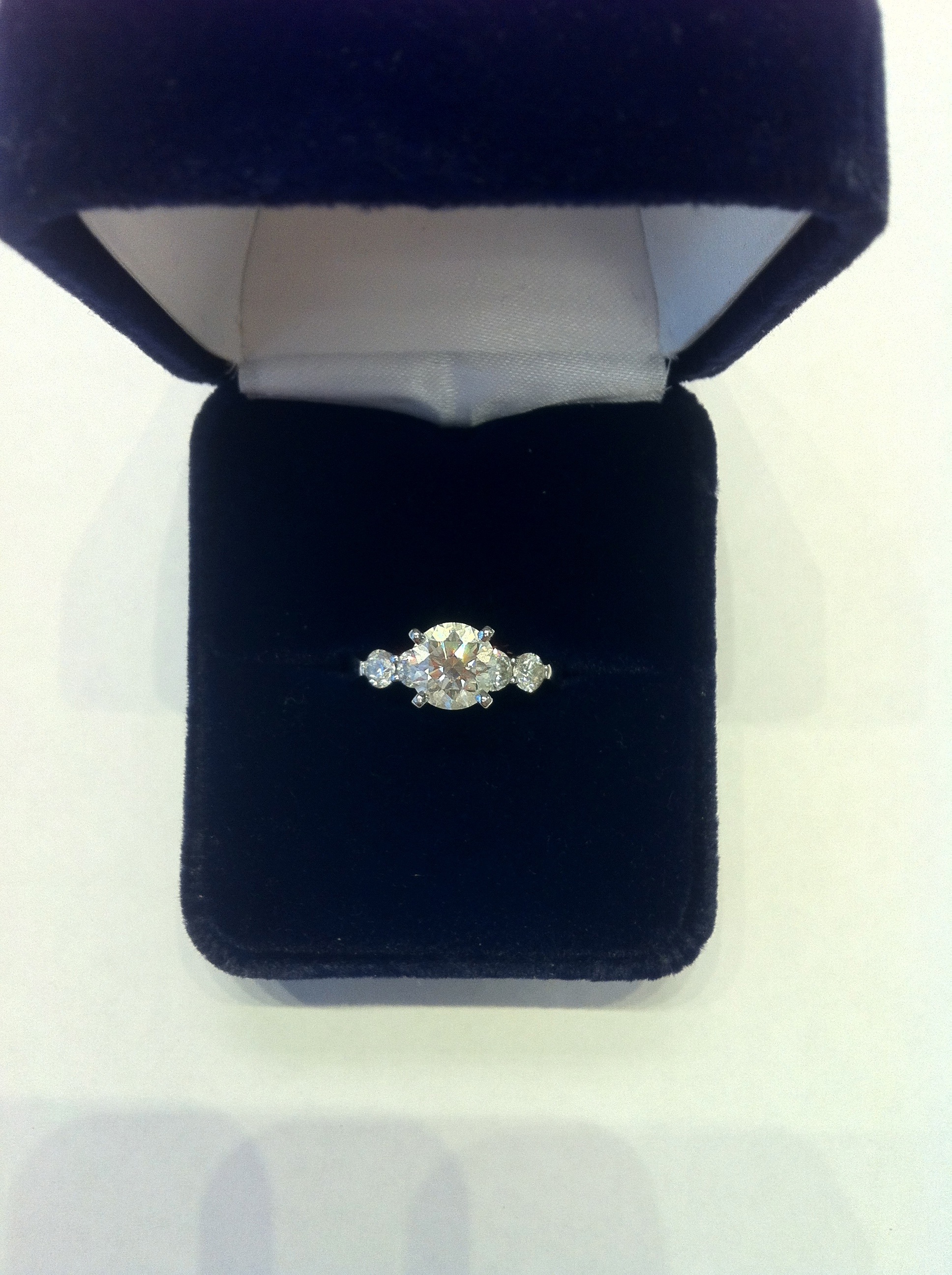 Round Brilliant Diamond Engagement Ring