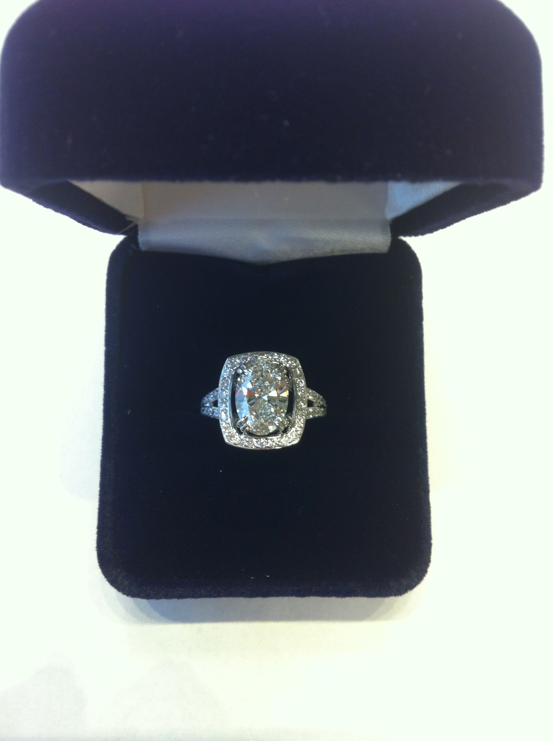 Oval Cut Diamond Ring