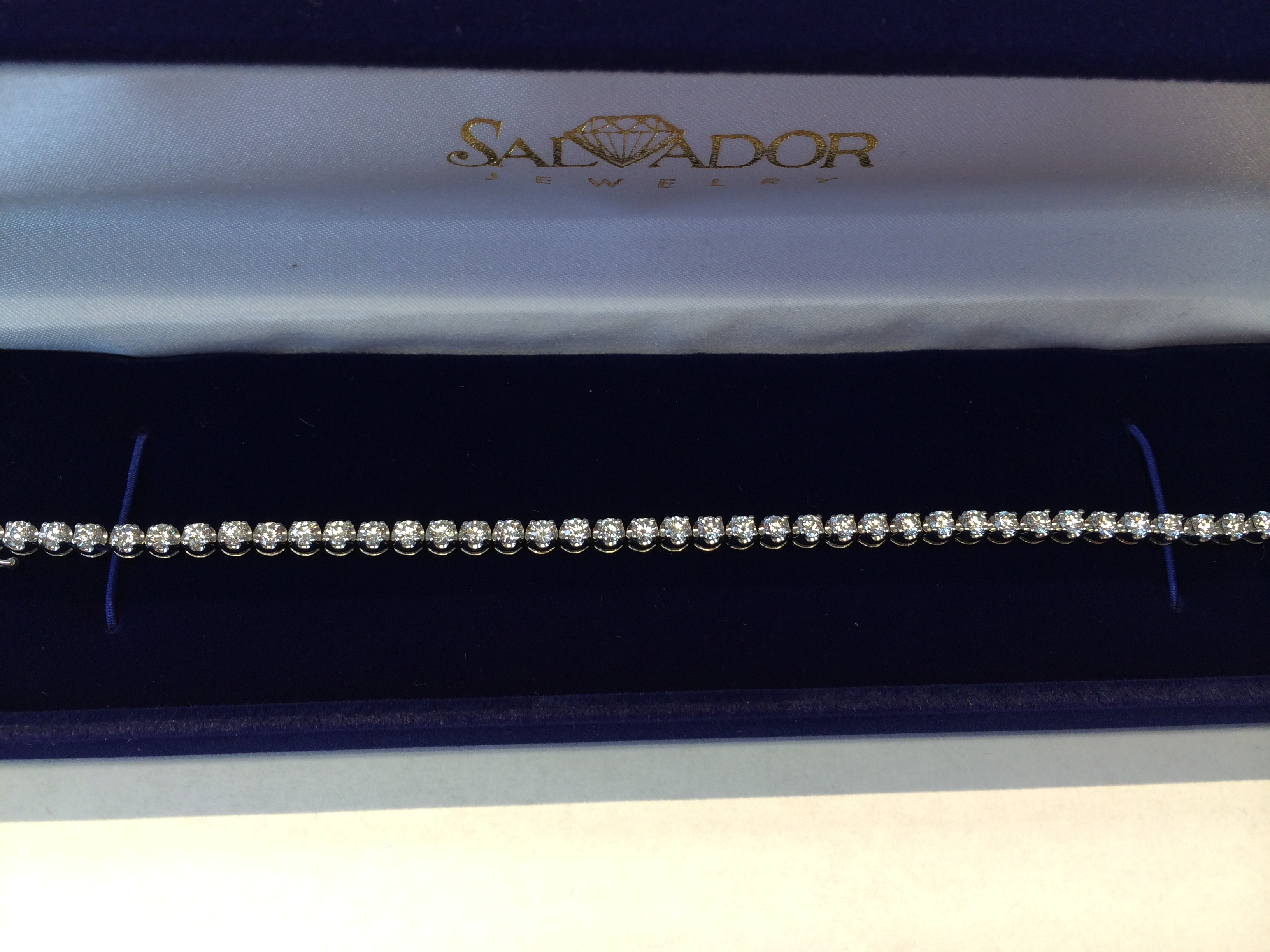 Round Brilliant Tennis Bracelet